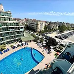 Julia Family - Menada Apartment *