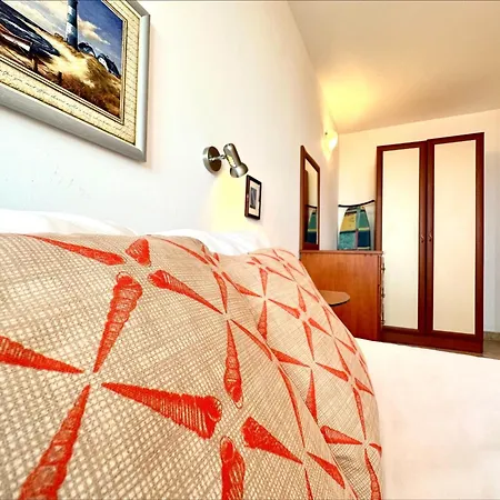 Apartman Julia Family - Menada *