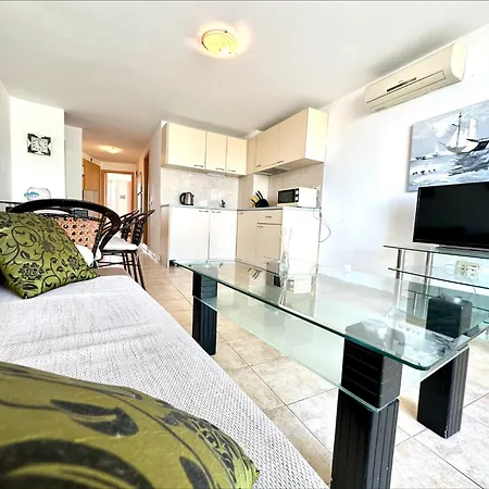 Lejlighed Julia Family - Menada *