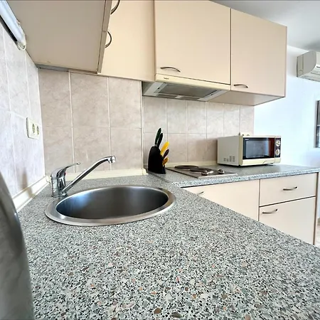 Apartman Julia Family - Menada *