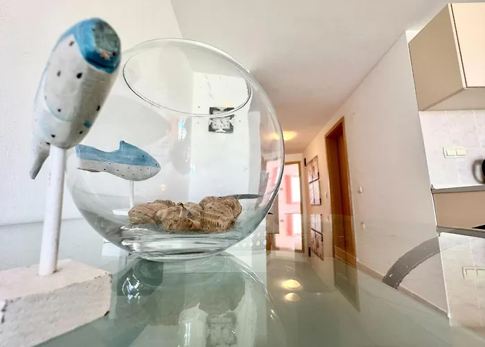 Julia Family - Menada