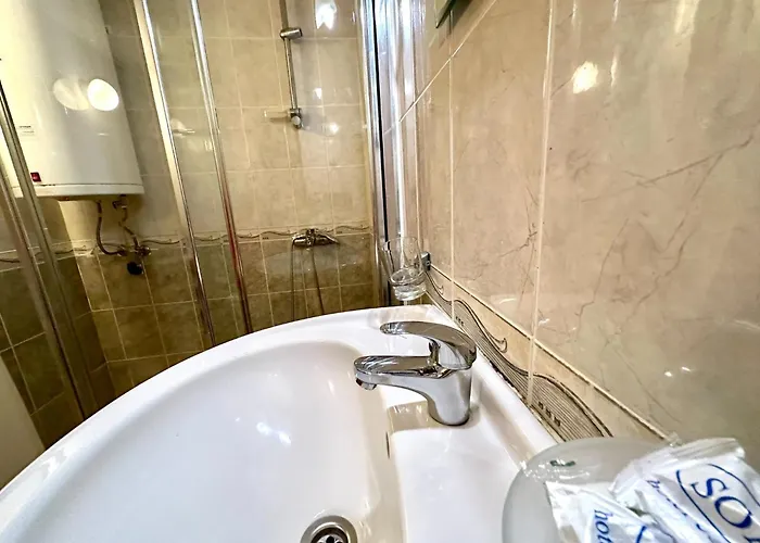 Julia Family - Menada アパート *