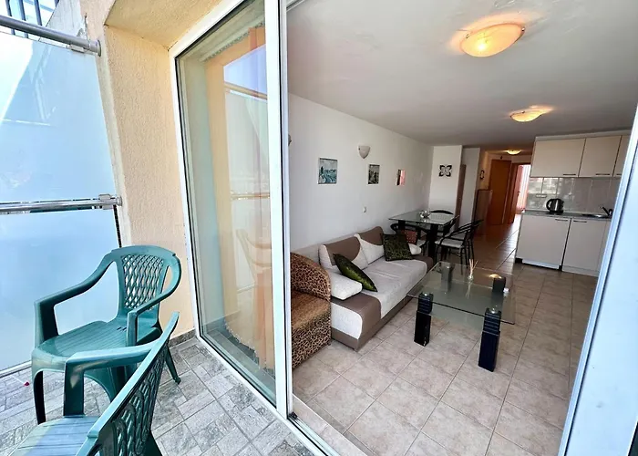 アパート Julia Family - Menada